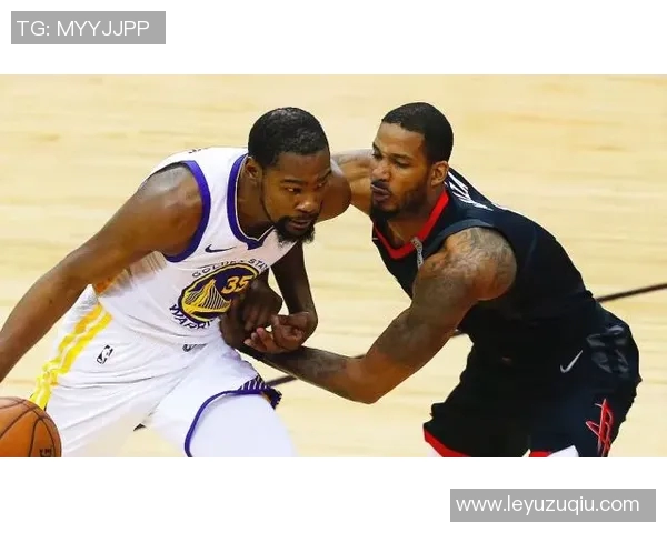 KD谈与奥科吉重聚的兴奋之情称其防守为进攻带来回报 KD谈与奥科吉重聚的兴奋之情称其防守为进攻带来回报