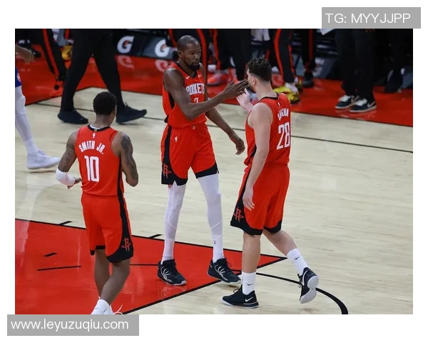 多支球队争抢保罗湖人掘金火箭尼克斯均表达兴趣 多支球队争抢保罗湖人掘金火箭尼克斯均表达兴趣