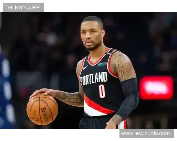 祖巴茨替补席处理脚踝伤势赛后走路一瘸一拐引发关注