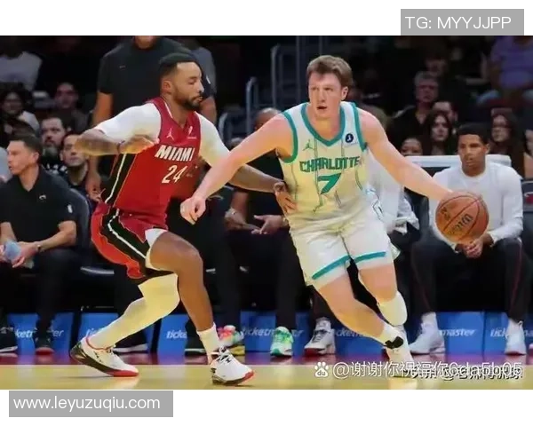 卡尔克布伦纳表现抢眼四投全中贡献双十数据但致命失误令人惋惜